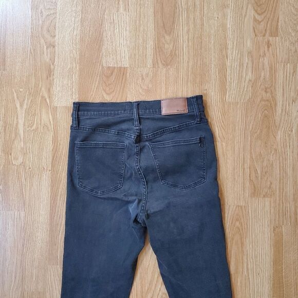 MADEWELL | 9-inch High Waist Skinny Jeans - size 26 in Black Sea - Picture 8 of 14